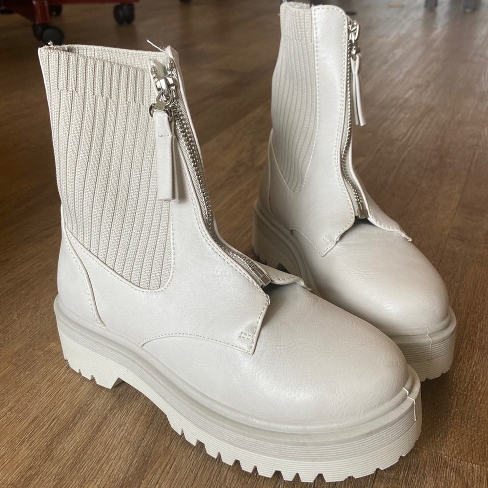 Boots NWOT